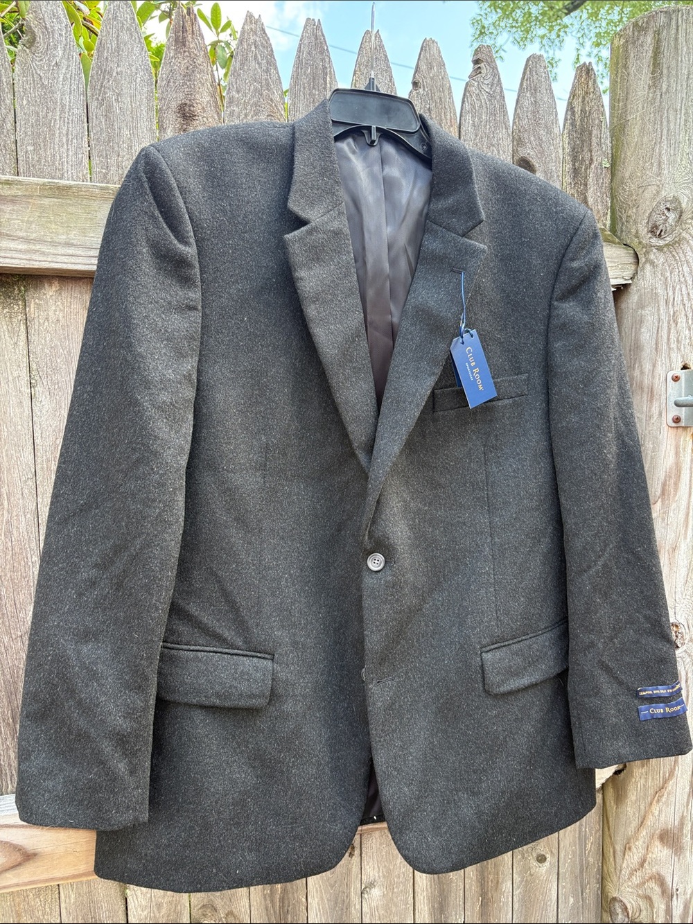 Club Room 46R wool/silk/cashmere charcoal blazer. NWT!!
